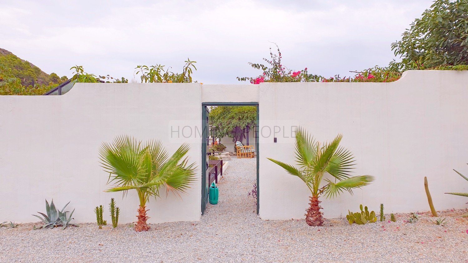 A charming cortijo with panoramic, mountain views