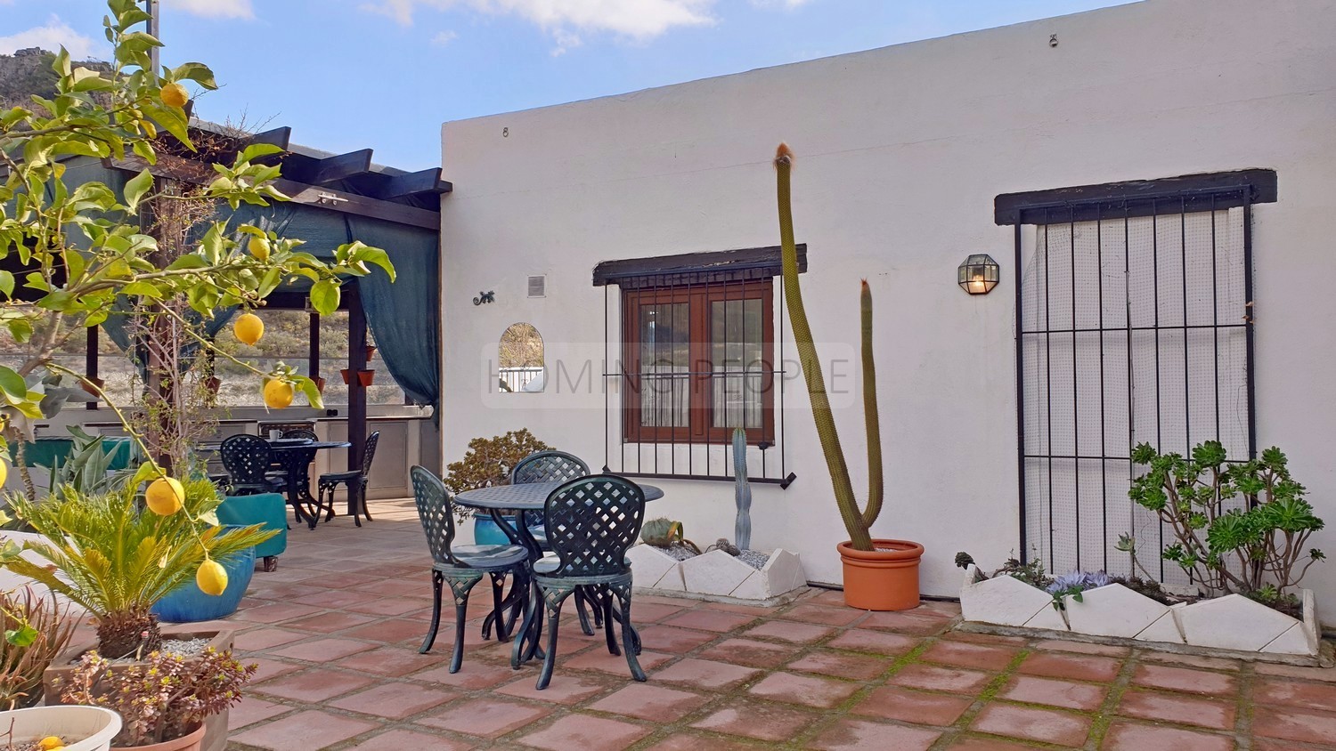 A charming cortijo with panoramic, mountain views