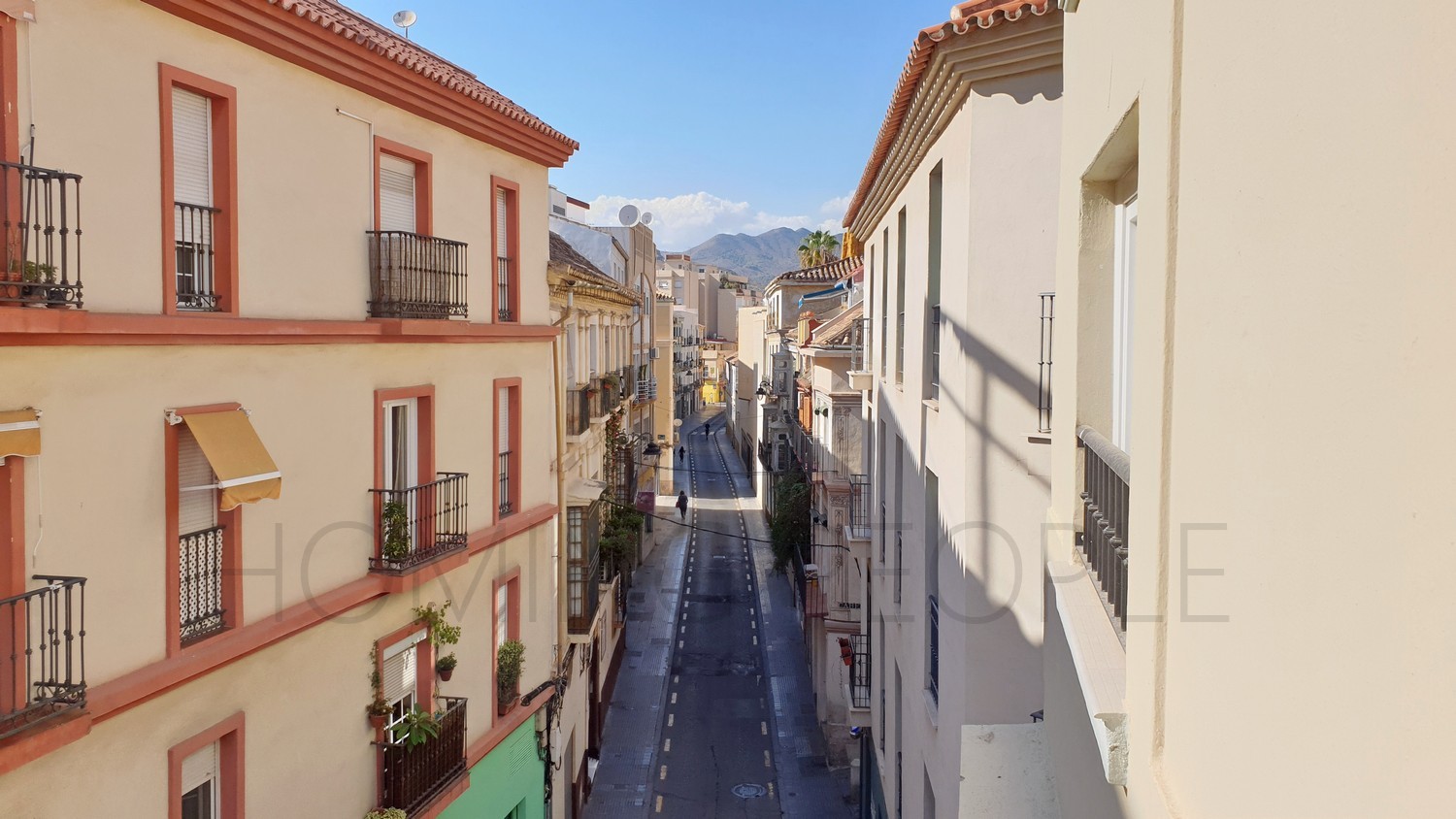 Apartamento nuevo sin amueblar: Mucha luz en edificio céntrico y con encanto